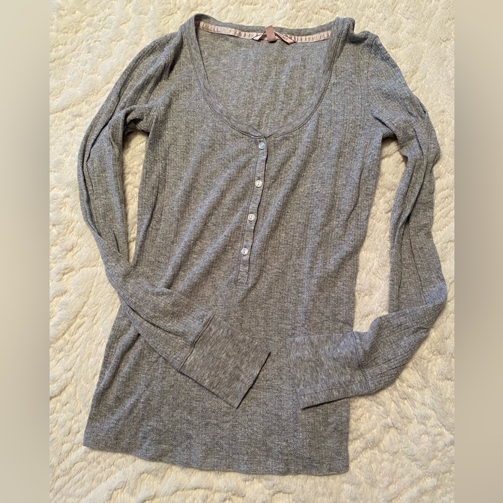 Victorias Secret XS shimmery lounge Henley